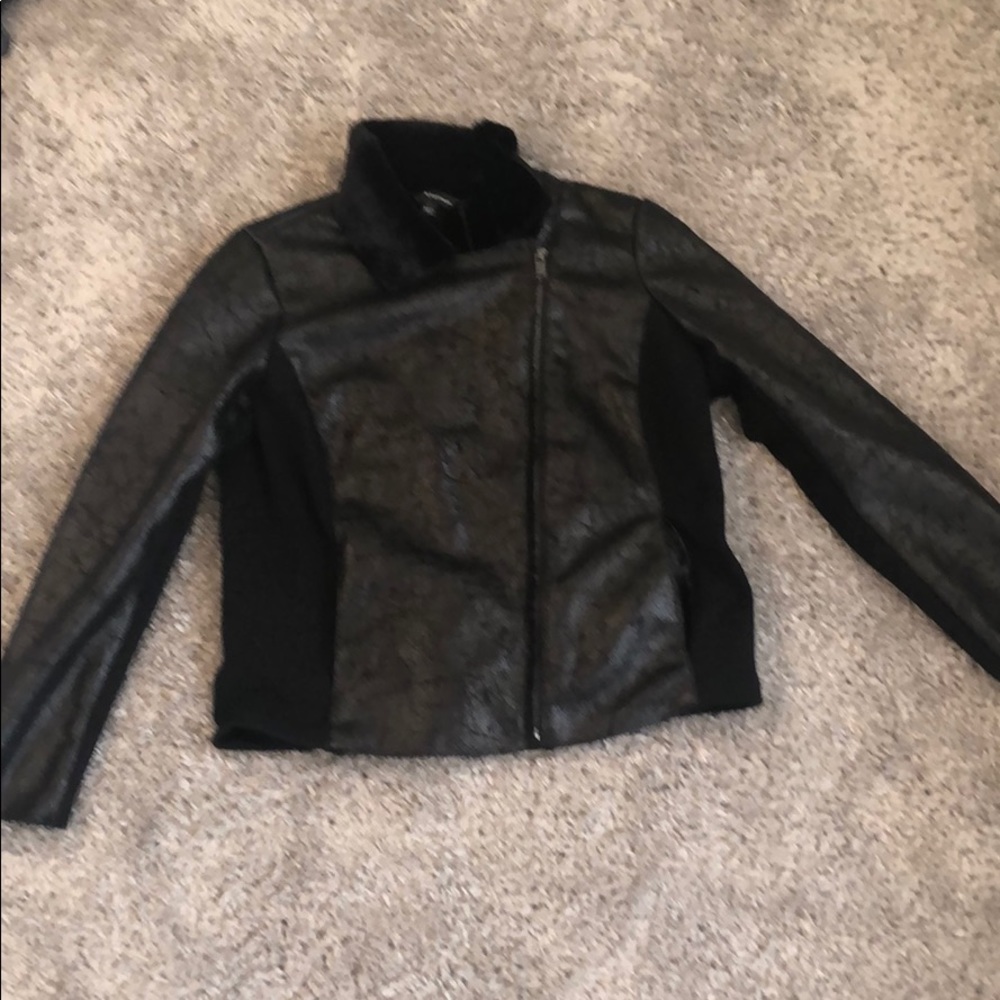 NWT faux leather & fur Rock Republic jacket sz L